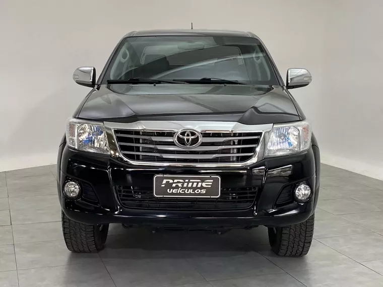 Toyota Hilux Preto 8