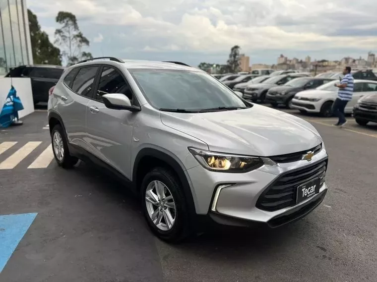 Chevrolet Tracker Prata 4