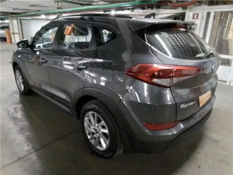 Hyundai Tucson Cinza 8