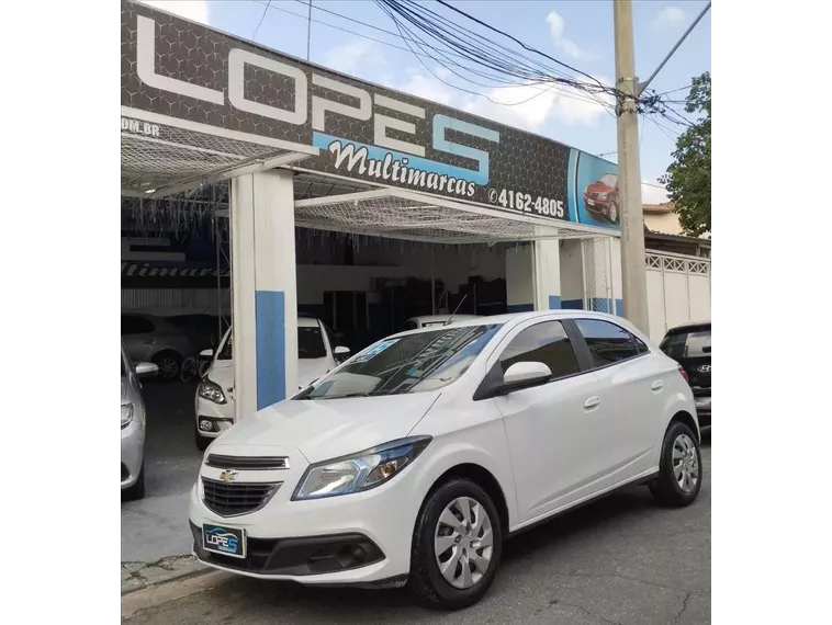 Chevrolet Onix Branco 7