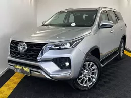 Toyota Hilux SW4