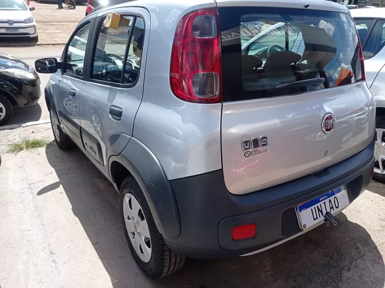 Fiat Uno Prata 2