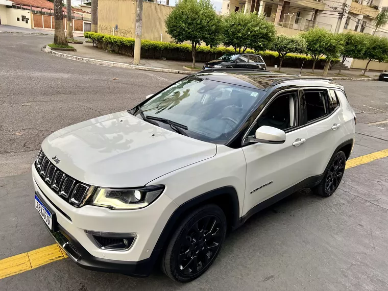 Jeep Compass Branco 18