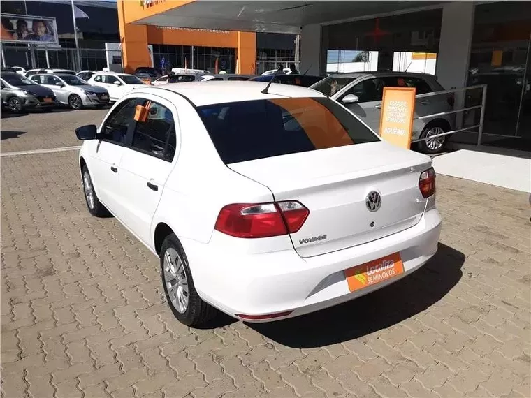 Volkswagen Voyage Branco 5