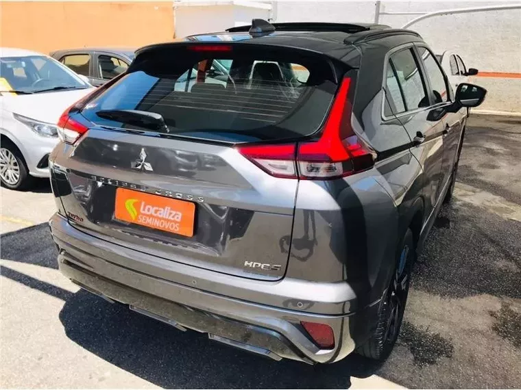 Mitsubishi Eclipse Cross Cinza 6