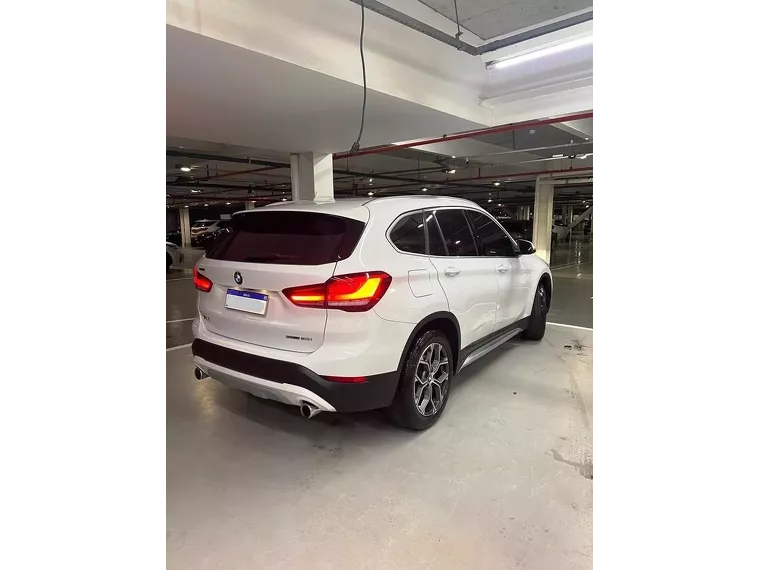 BMW X1 Branco 14