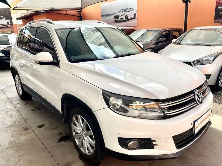 Volkswagen Tiguan Branco 7