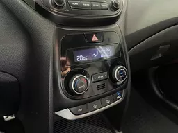 Hyundai HB20X