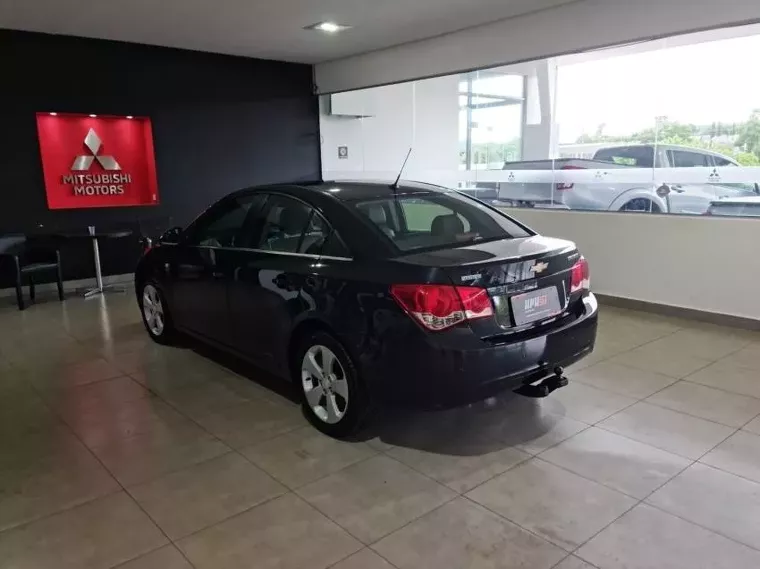 Chevrolet Cruze Preto 15