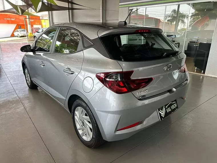 Hyundai HB20 Cinza 16