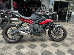 Street Triple