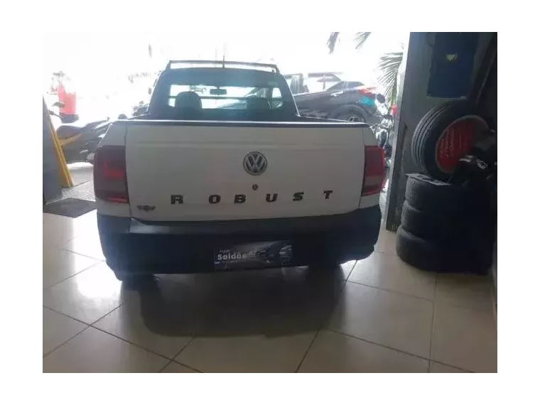 Volkswagen Saveiro Branco 4