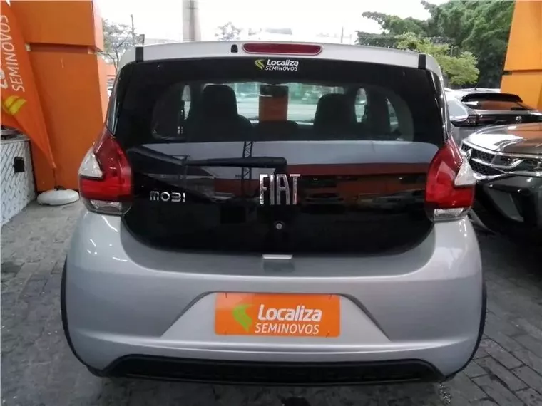 Fiat Mobi Prata 2