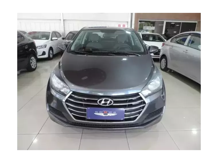 Hyundai HB20S Cinza 6