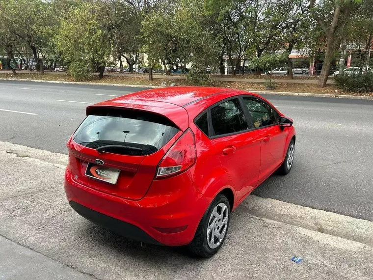 Ford Fiesta Vermelho 6