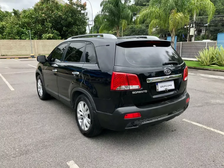 KIA Sorento Preto 12