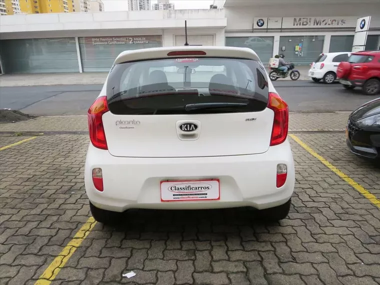 KIA Picanto Branco 2