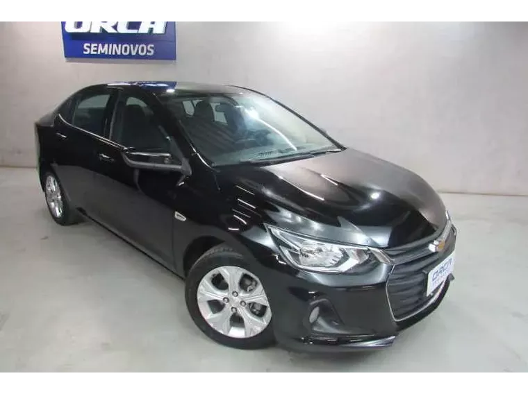 Chevrolet Onix Preto 14