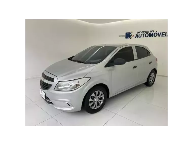 Chevrolet Onix Prata 5