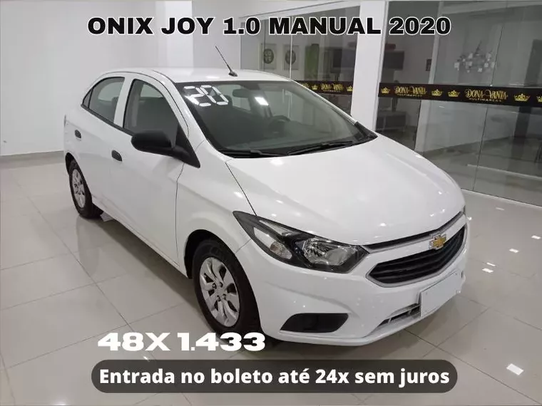 Chevrolet Onix Branco 4