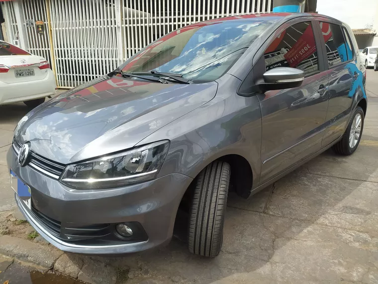 Volkswagen Fox Cinza 7