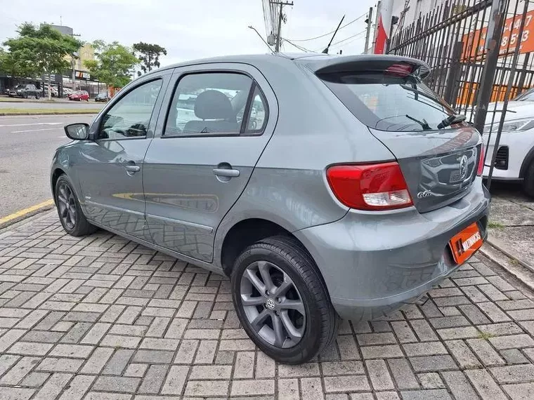 Volkswagen Gol Cinza 16