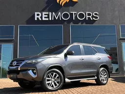 Toyota Hilux SW4