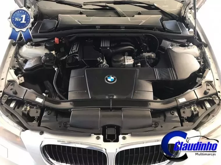 BMW 320i Prata 13