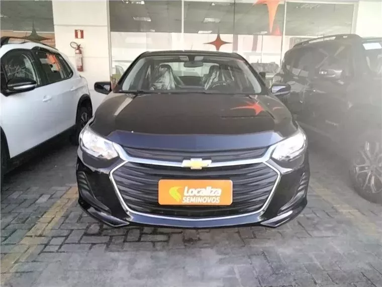 Chevrolet Onix Preto 8