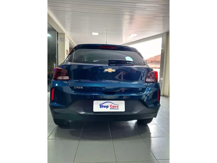 Chevrolet Onix Azul 15