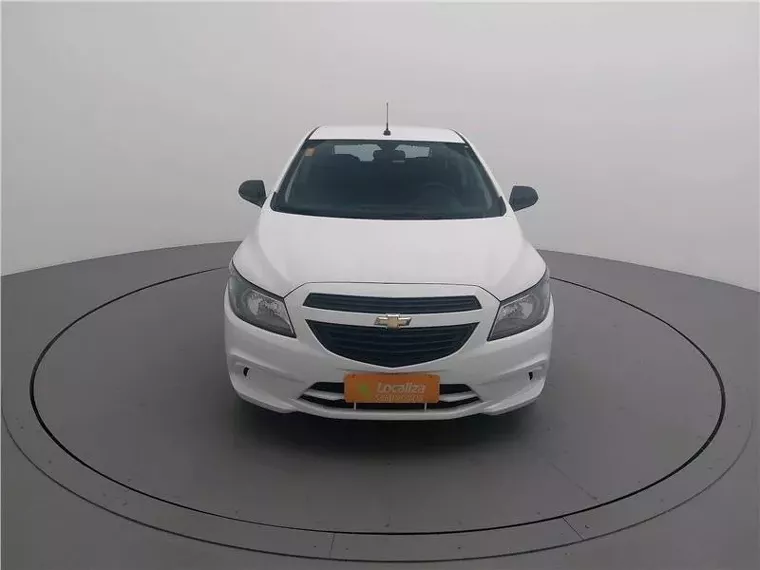 Chevrolet Onix Branco 15