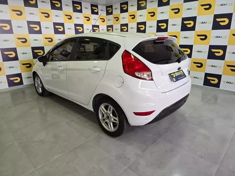 Ford Fiesta Branco 5