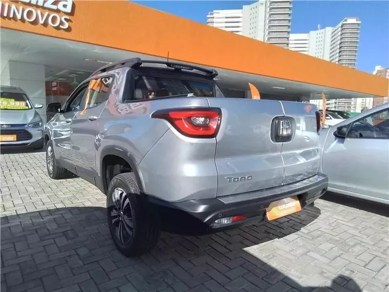 Fiat Toro Prata 1