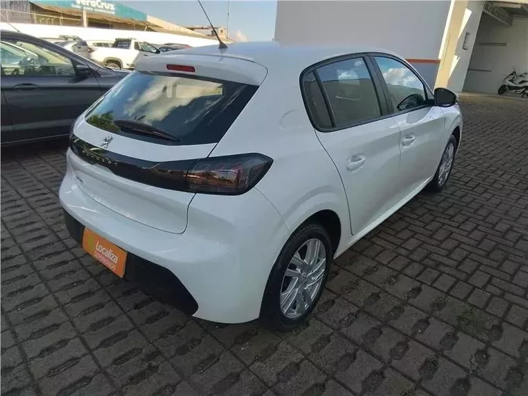 Peugeot 208 Branco 4