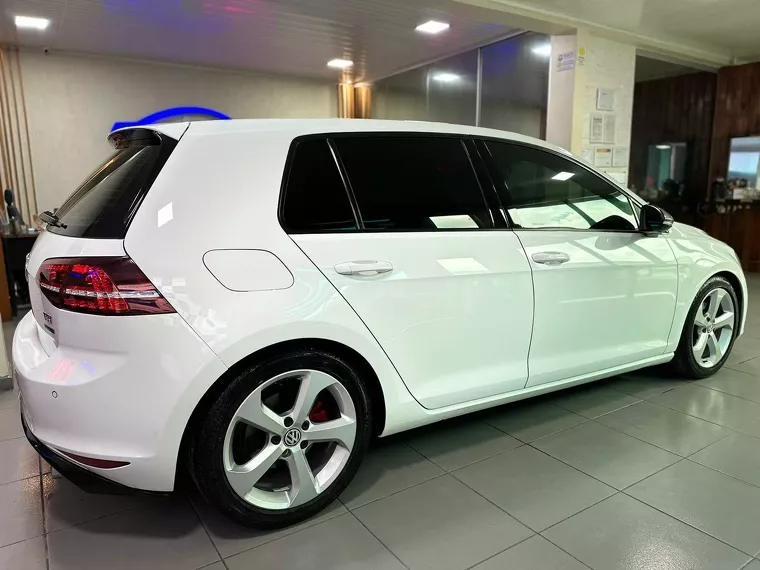 Volkswagen Golf Branco 2