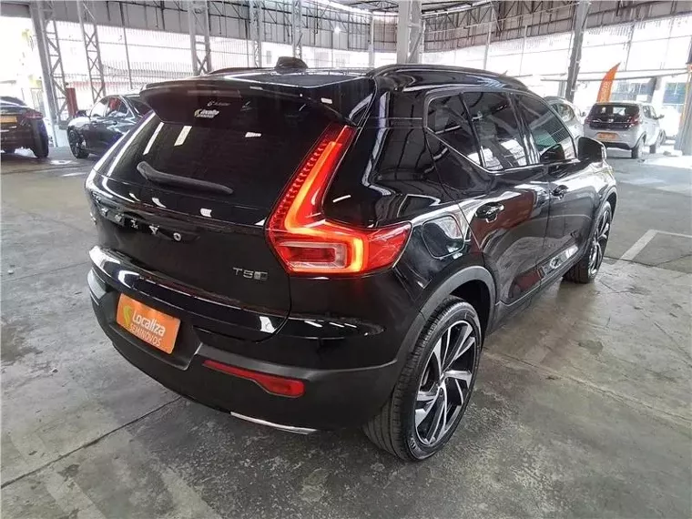 Volvo XC40 Preto 5