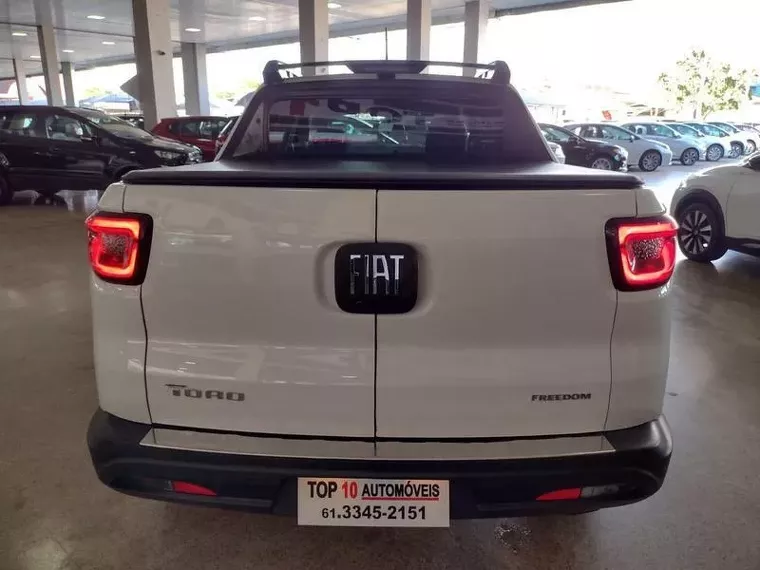 Fiat Toro Branco 14