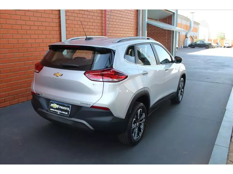 Chevrolet Tracker Prata 4