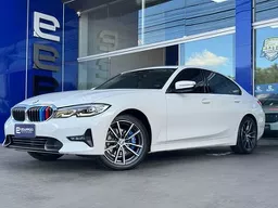 BMW 320i