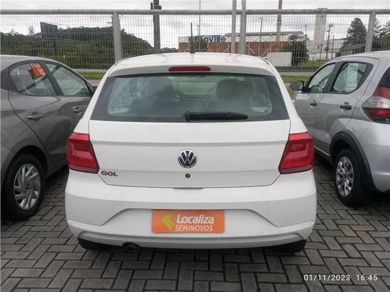 Volkswagen Gol Branco 1