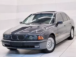 BMW 540i
