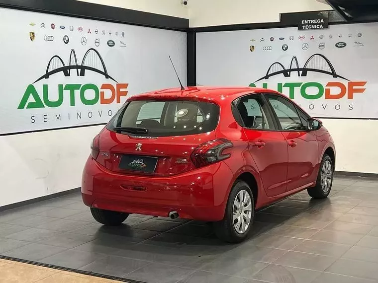 Peugeot 208 Vermelho 4