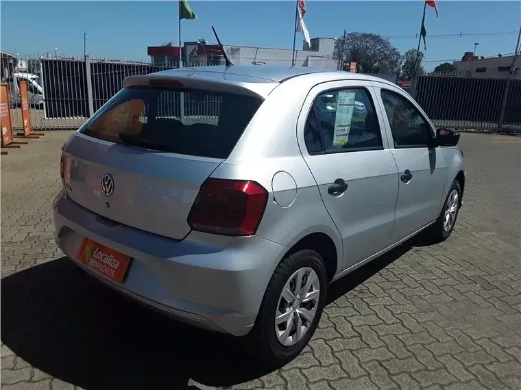 Volkswagen Gol Prata 2