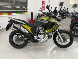 XL 700V