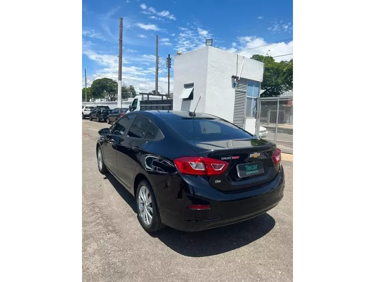 Chevrolet Cruze Preto 12