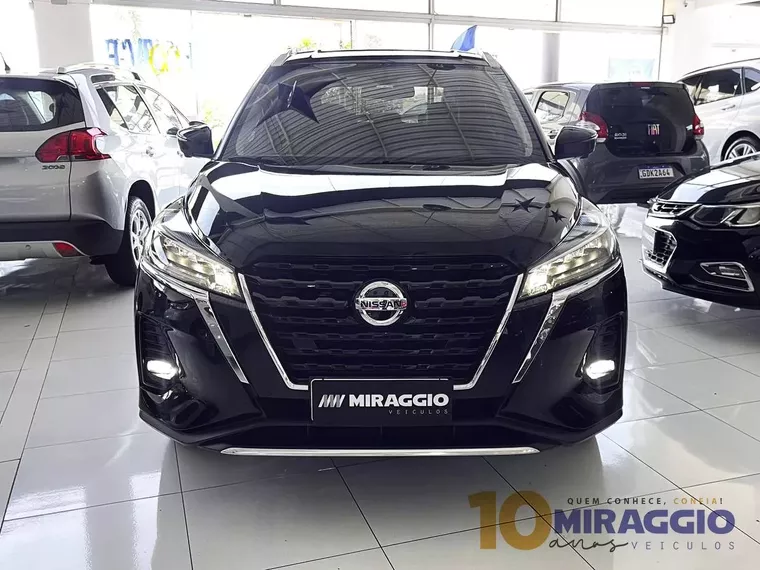 Nissan Kicks Preto 8