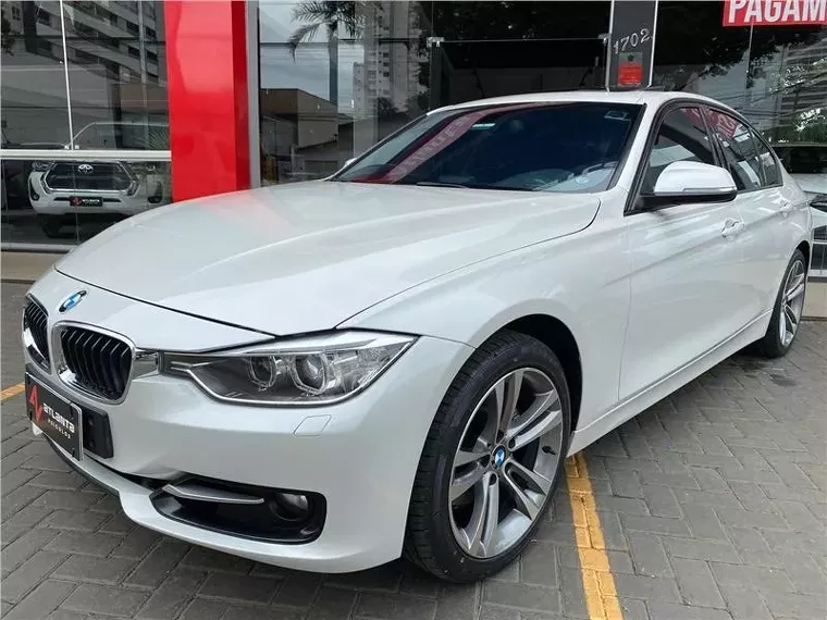 BMW 328i Branco 15