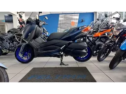 Xmax