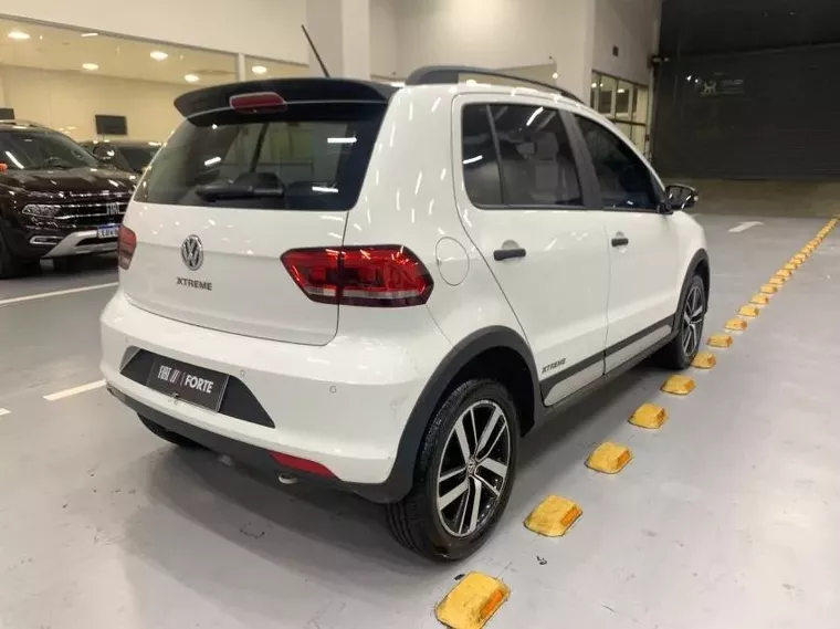 Volkswagen Fox Branco 5