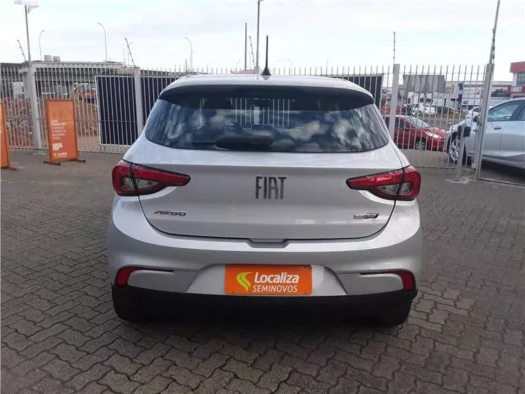 Fiat Argo Prata 7